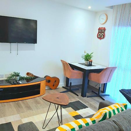 Lovely Studio Apartment Sheffield City Centre - Netflix, Wifi, Digital Tv Bagian luar foto