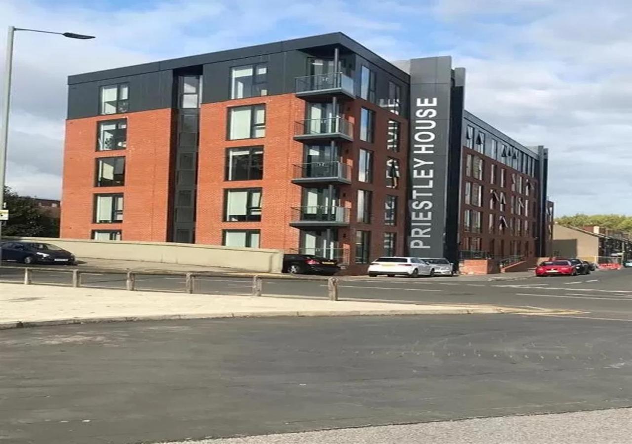 Lovely Studio Apartment Sheffield City Centre - Netflix, Wifi, Digital Tv Bagian luar foto